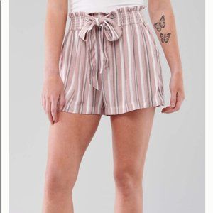 Hollister Ultra High Rise Paper-Bag Woven Short